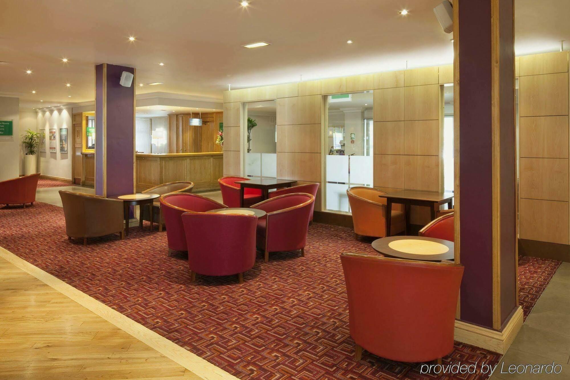 Holiday Inn Stoke On Trent M6 Jct15 By Ihg Newcastle-under-Lyme Exterior foto